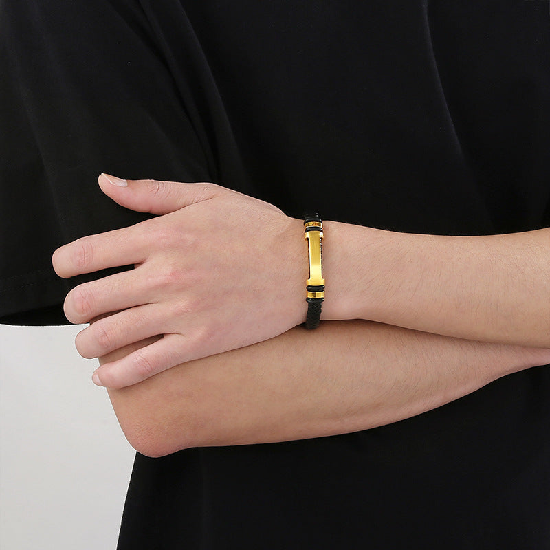 Schlichtes geflochtenes Lederarmband mit Magnetplatte – Unisex Design