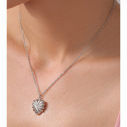 Retro Blumen-Ohrstecker & Kette | Edelstahl mit 18K Goldbeschichtung oder Hochglanz-Silberoptik - Zeitlos elegant