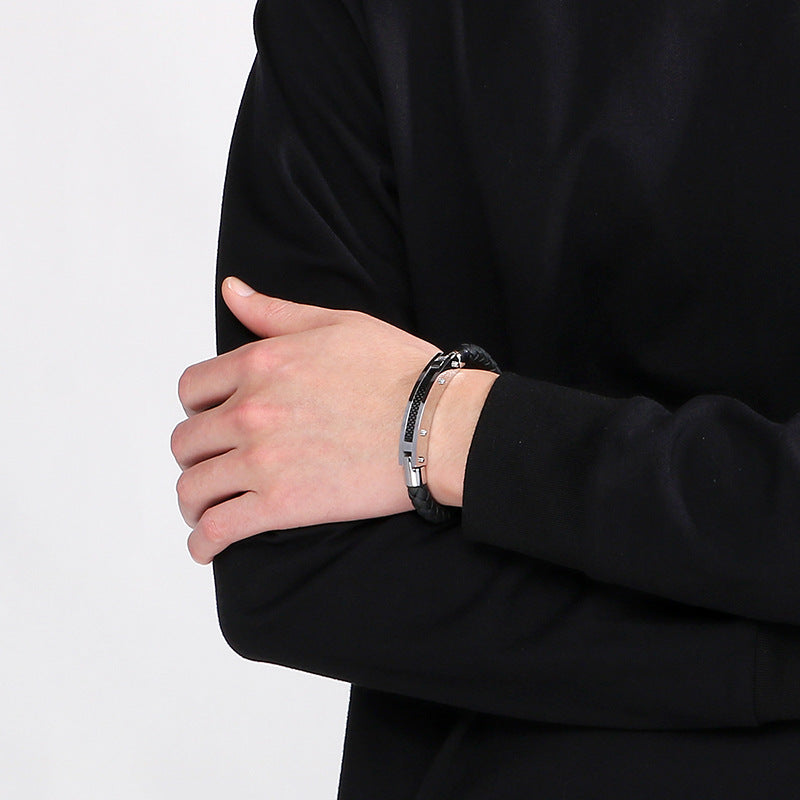 Modisches Herren-Armband aus Edelstahl & geflochtenem Leder - Mit Fiber- oder Stahldraht-Einlagen