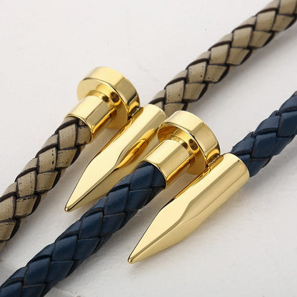 Lederarmband mit Edelstahl-Nieten und Magnetverschluss