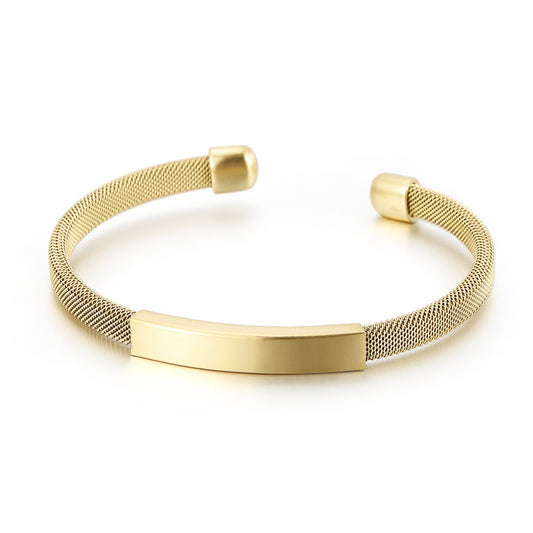 Minimalistisches Herren-Armband aus Edelstahl – Leichtes C-Form Netzdesign mit gebogener Metallplatte