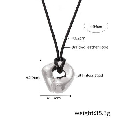 Edles Lederband-Halskette mit aufwendigem 3D-Anhänger – PVD vergoldet oder silberfarben