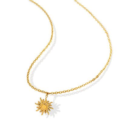 Kleine Sonnen-Anhängerkette aus 18k vergoldetem Edelstahl – stylischer Schmuck mit Symbolkraft