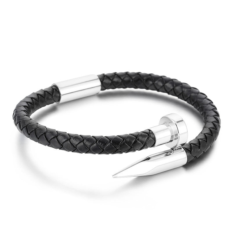 Lederarmband mit Edelstahl-Nieten und Magnetverschluss