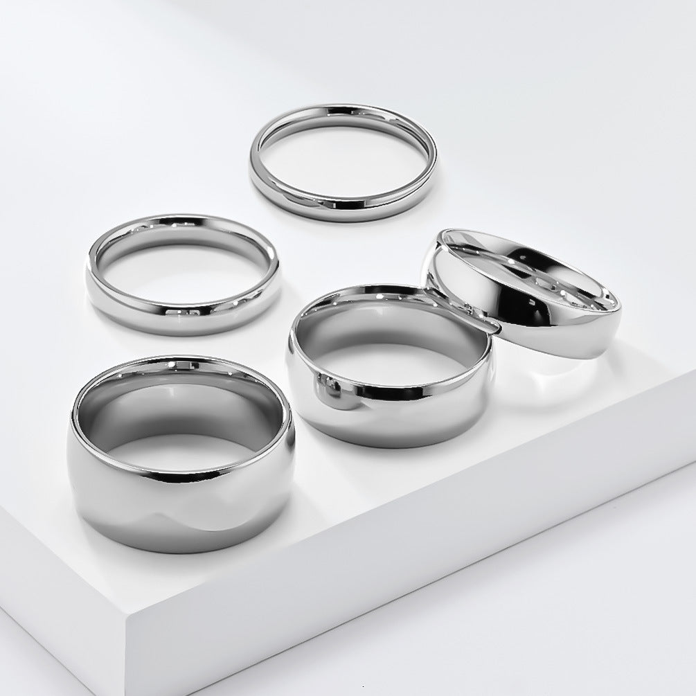 Schlichter Titanstahl Ring - Hochwertig glänzend in Schwarz & Stahlfarben - 18K Gold Beschichtung - Unisex Design - Edler Schmuck für Damen & Herren