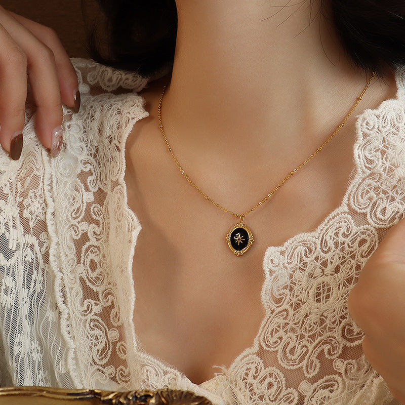 Französischer Hofstil Hexagramm-Anhänger | Edelstahlkette mit 18K Goldbeschichtung oder Hochglanz-Silberoptik - Königliche Eleganz