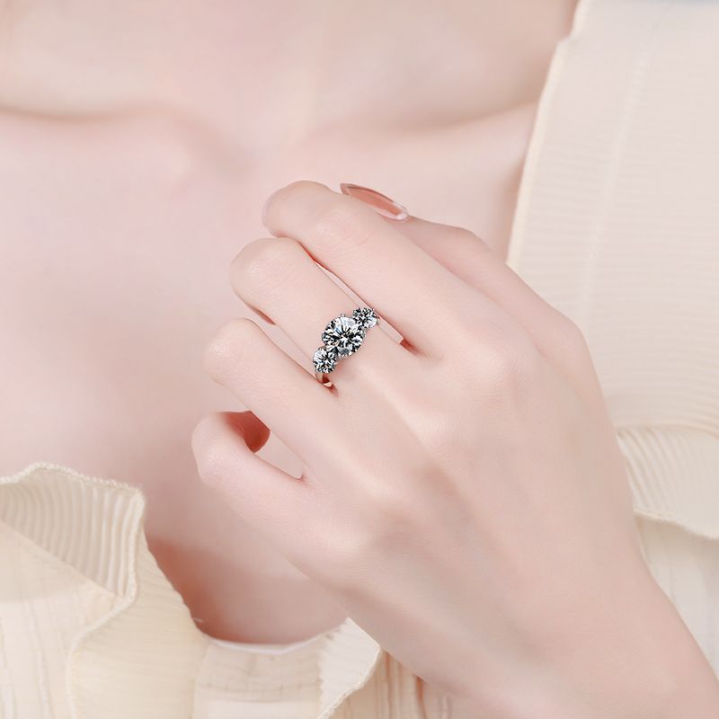 Drei-Lebenssteine Luxus Ring mit 3ct Zirkonia (2ct + 0.5ct x2) | S925 Sterlingsilber mit Rhodium-Plattierung