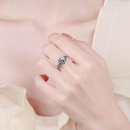 Drei-Lebenssteine Luxus Ring mit 3ct Zirkonia (2ct + 0.5ct x2) | S925 Sterlingsilber mit Rhodium-Plattierung