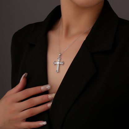 Kreuzanhänger mit Moissanit (0.5ct) | 925 Sterlingsilber mit Rhodium-Plattierung