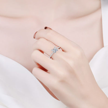 Prinzessin-Schliff Zirkonia Ring mit Pavé-Fassung | 1ct Hauptstein in S925 Sterlingsilber mit Rhodium-Plattierung