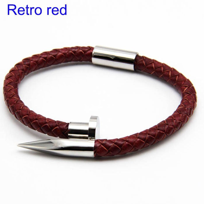 Lederarmband mit Edelstahl-Nieten und Magnetverschluss