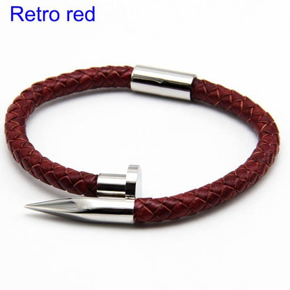Lederarmband mit Edelstahl-Nieten und Magnetverschluss