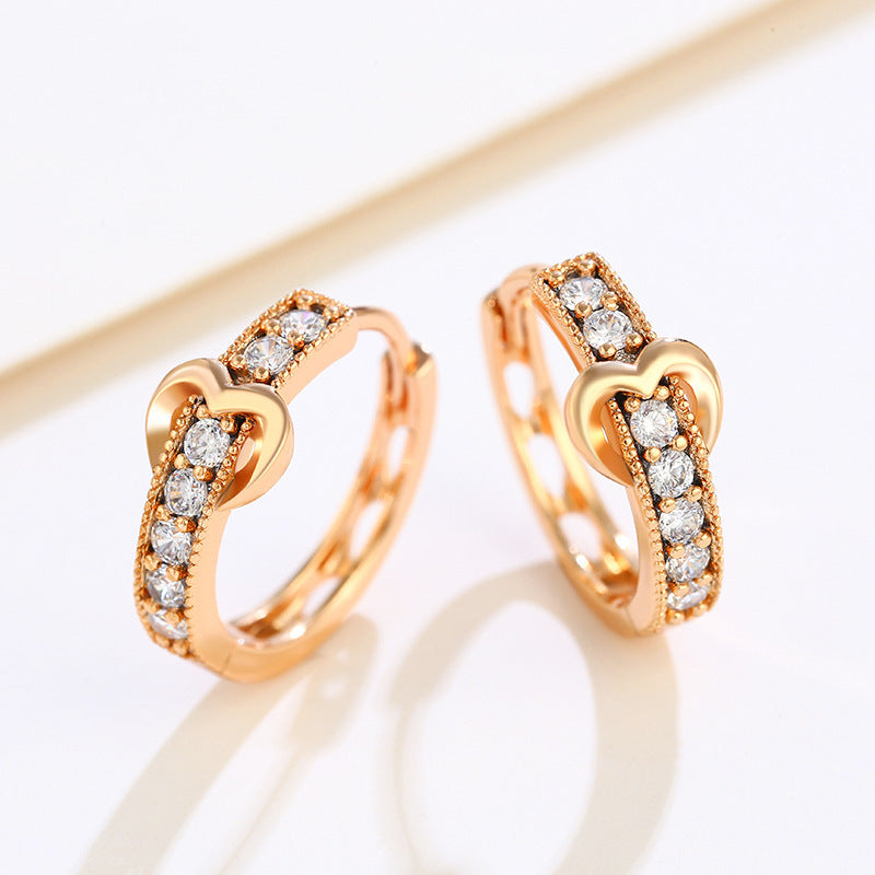 Romantische Herz-Ohrringe mit funkelnden Zirkonia | 18K Goldbeschichtung, 18mm Durchmesser