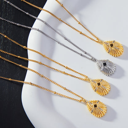 Muscheltextur-Kreuzanhänger mit Zirkonia | Edelstahlkette in 18K Gold oder Hochglanz-Silberoptik