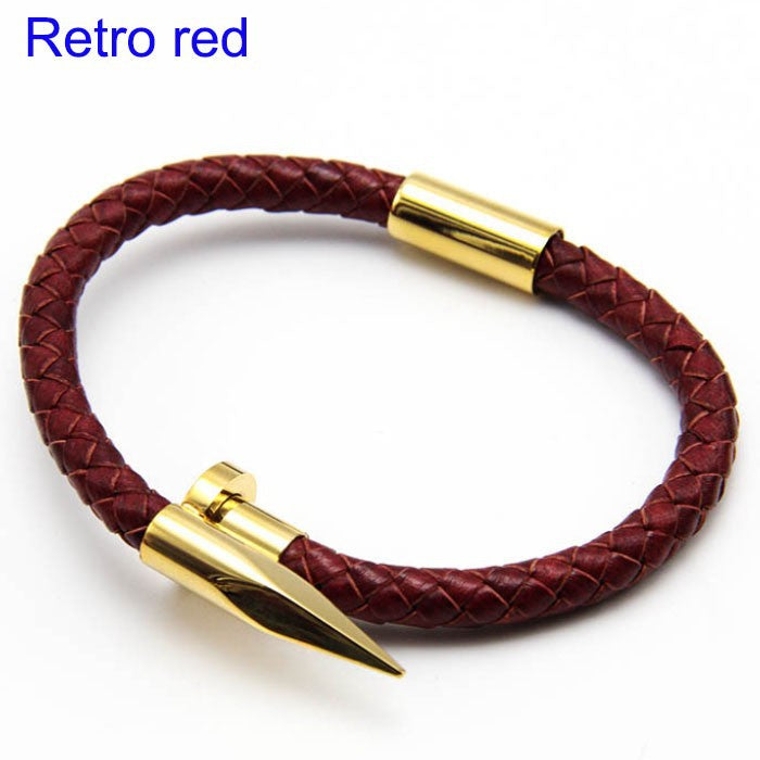 Lederarmband mit Edelstahl-Nieten und Magnetverschluss