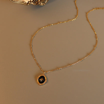 Französischer Hofstil Hexagramm-Anhänger | Edelstahlkette mit 18K Goldbeschichtung oder Hochglanz-Silberoptik - Königliche Eleganz