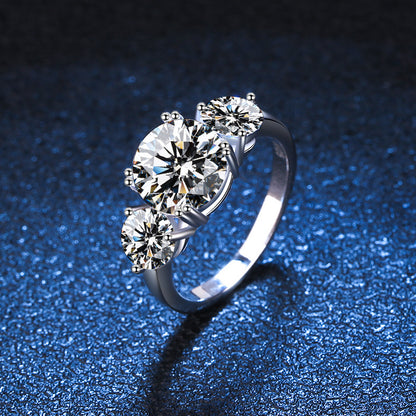 Drei-Lebenssteine Luxus Ring mit 3ct Zirkonia (2ct + 0.5ct x2) | S925 Sterlingsilber mit Rhodium-Plattierung