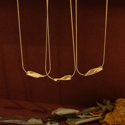 Minimalistische Twist-Halskette – 18K vergoldeter Edelstahl oder silberne Edelstahl-Optik