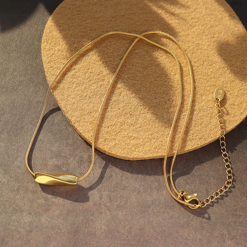 Minimalistische Twist-Halskette – 18K vergoldeter Edelstahl oder silberne Edelstahl-Optik