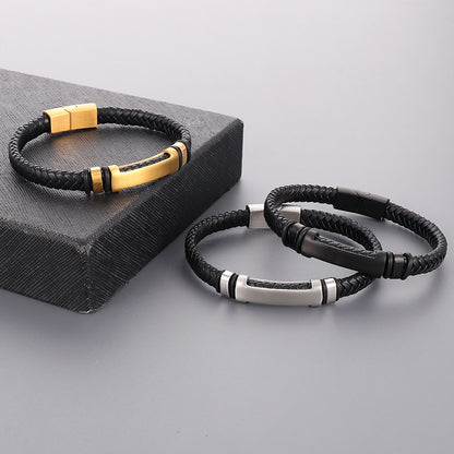 Schlichtes geflochtenes Lederarmband mit Magnetplatte – Unisex Design