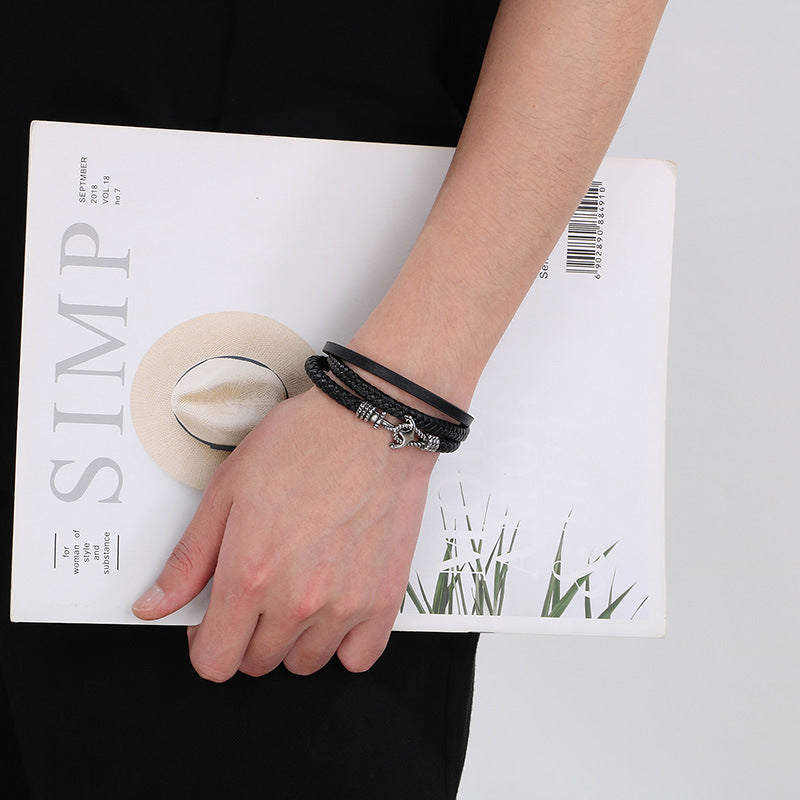 Maritimes Lederarmband mit Anker-Charm aus Edelstahl – Mehrlagig handgeflochten