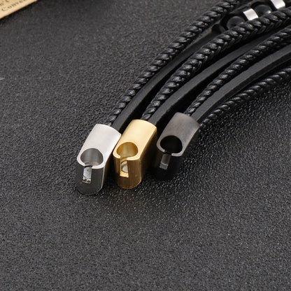 Mehrlagiges schwarzes Lederarmband mit Edelstahl-Akzenten – Handgeflochtener Unikatschmuck