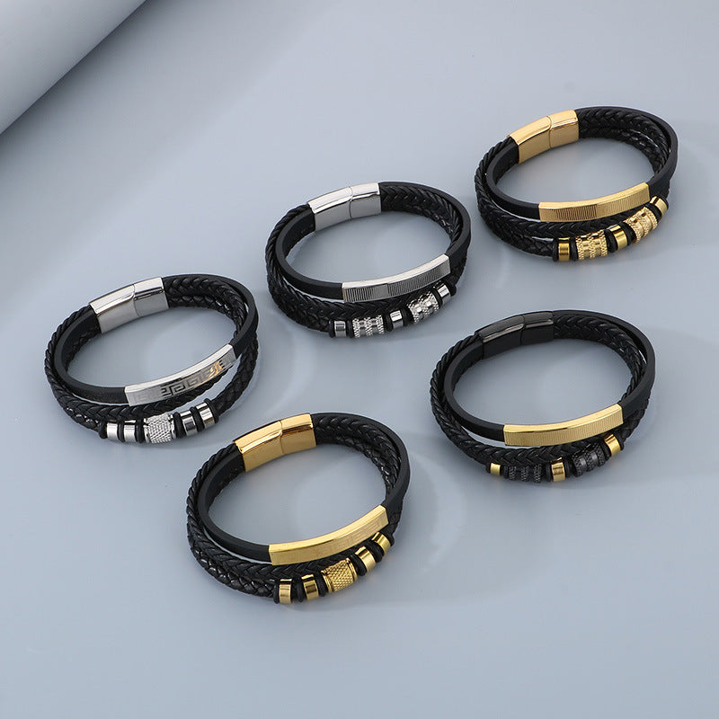 Herren-Armband aus Titanstahl - Mehrlagiges Ledergeflecht mit gebogenem Edelstahlblech und Magnetverschluss