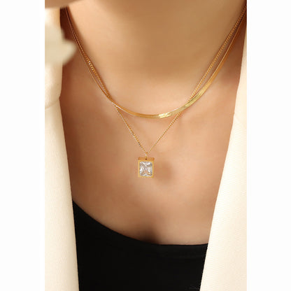 Zirkonia-Würfel Anhänger mit Doppelkette | Titanstahl Schmuck in 18K Gold oder Hochglanz-Silber - Stapelbares Statement