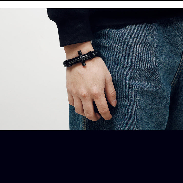 Herren Armband aus geflochtenem Leder mit Edelstahl-Kreuz – Robustes Männer-Armband