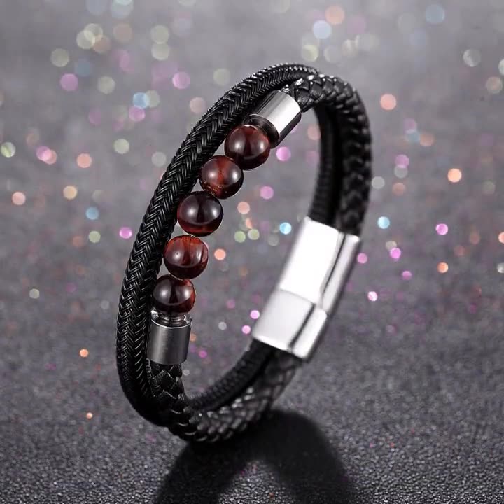 Minimalistisches Leder-Armband mit rotem Tigerauge & Titan – mehrreihig