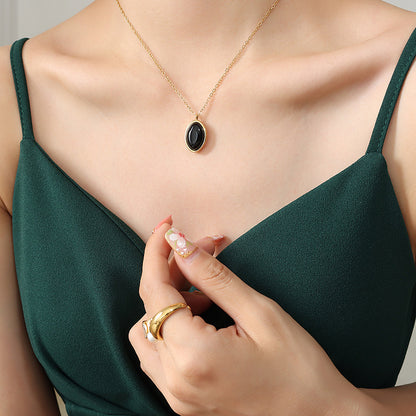 Retro Chaton-Anhängerkette aus Edelstahl | Mit Katzenaugen-Effektstein - 18K Gold oder Hochglanz-Silberoptik