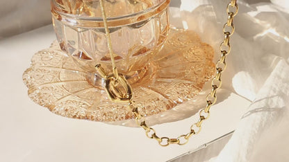 OT-Verschluss Halskette mit verstellbarer Länge | Titanstahl 18k Gold oder Stahlfarben | Trendiger Pulloverketten-Schmuck | Elegante Layering-Kette für Frauen